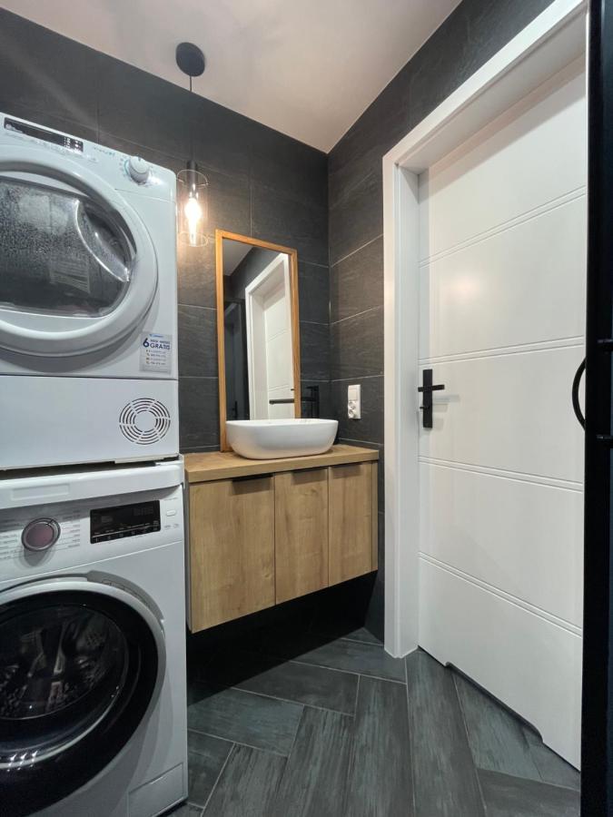 Апартаменти Cozy Apart - Self Check-In 24H Вроцлав Екстер'єр фото